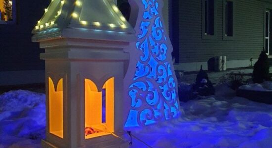 Уличный новогодний декор